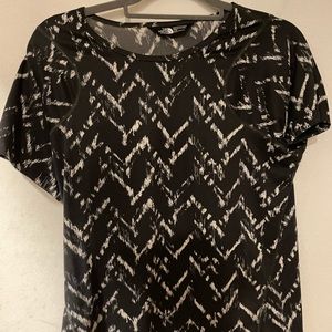 North face sleeveless shirt